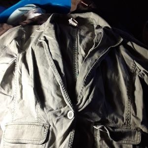 Stretchy. Green jacket